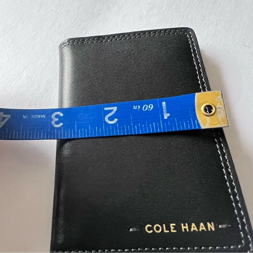 COLE HAAN LEATHER CARD WALLET BLACK NWOT